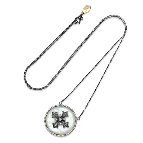 Initial Perla Necklace